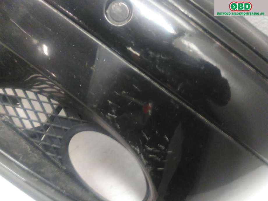 Støtfanger foran til Mercedes CL 2000-2006 (C215) (C215) (MERCEDES|A 215 880 02 40|)