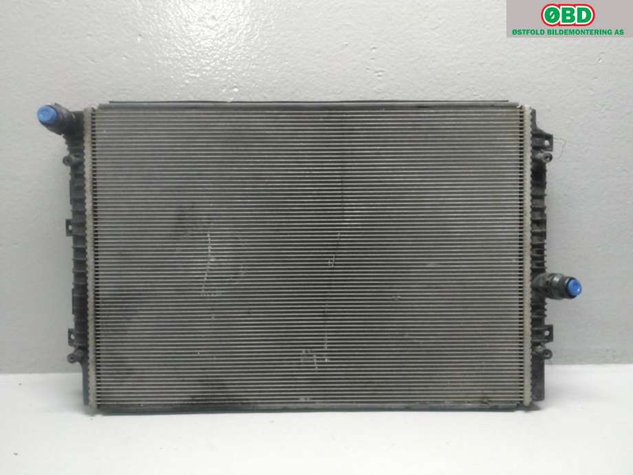 Radiator (automat gir) til VW Caddy 2015-2020 (Type III, Fase 3) (VOLKSWAGEN|5K0 121 251 Q|)