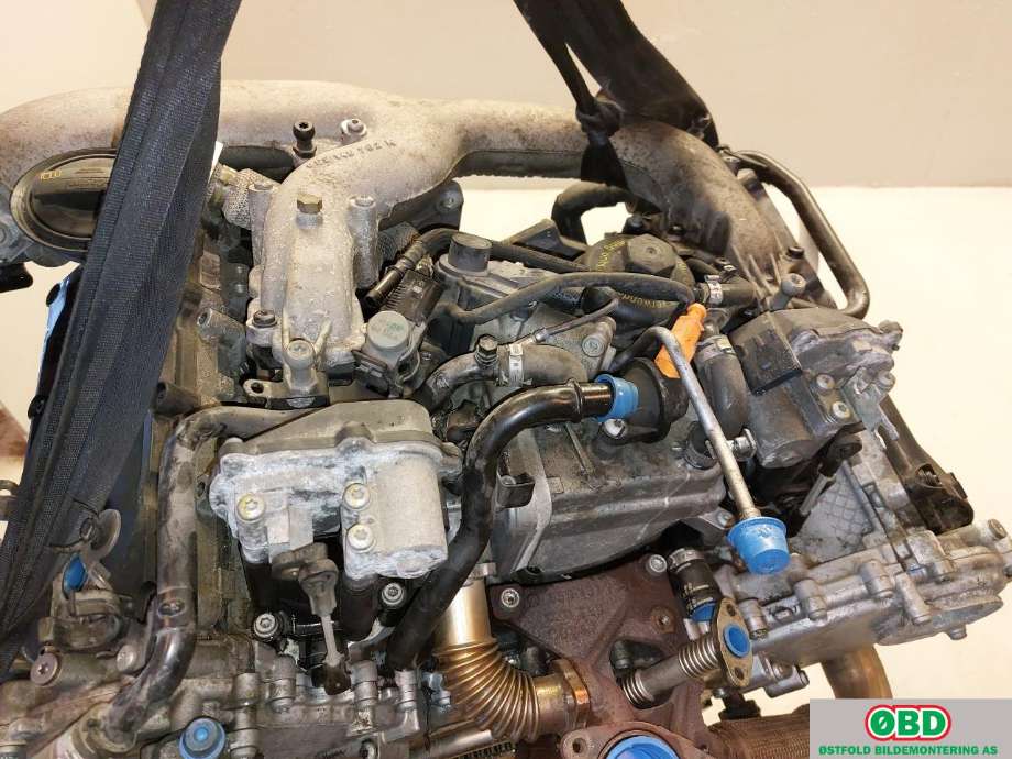 Motor diesel til VW Touareg 2010-2018 (Type II)  (VOLKSWAGEN|059 100 098 R|CASA|)