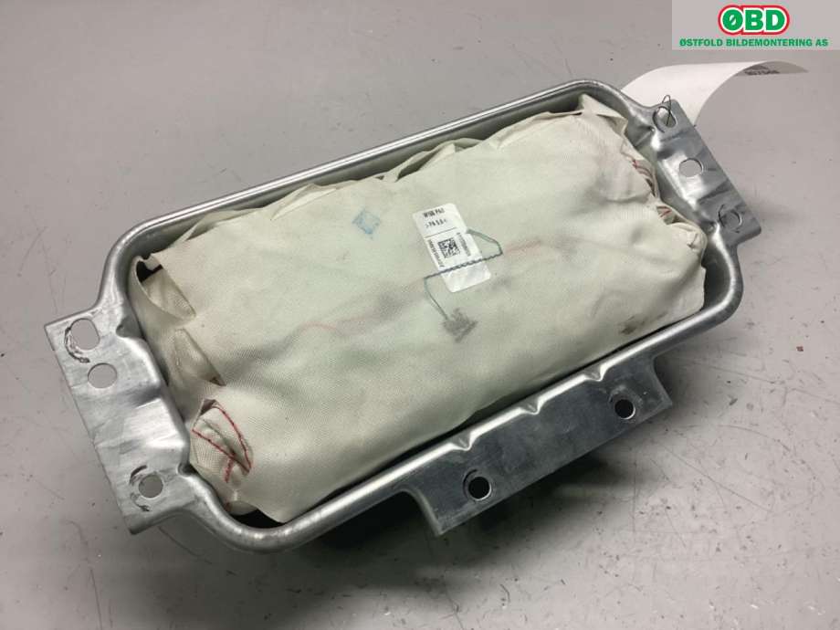 Airbag passasjer til Mercedes ML 2011-2015 (Fase 1) (W166) (W166) (MERCEDES|A 166 860 03 02|)