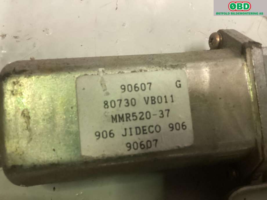 Ruteheis høyre foran til Nissan Patrol 1998-2004 (Fase 1) (Y61) (Y61) (NISSAN|80720VB010|)