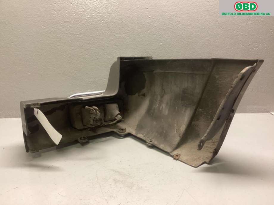 Diverse deler til Nissan Patrol 1998-2004 (Fase 1) (Y61) (Y61) (NISSAN|85025VB400|)