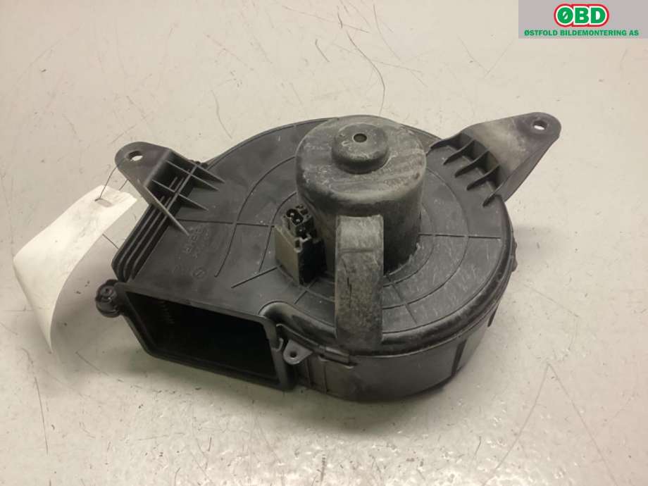 Varmeapparat motor til Mercedes Vito/Viano 2004-2010 (Fase 1) (W639) (W639) (MERCEDES|A 000 835 79 04|)