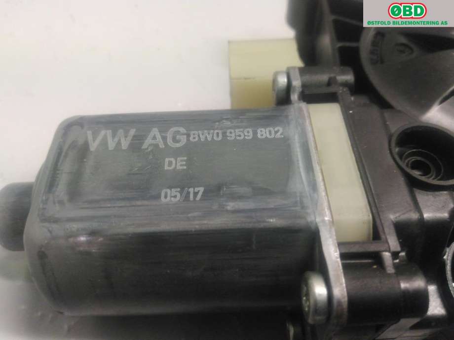 Ruteheis høyre bak til Audi A5 2016-->> (Type II)  (AUDI|8W8 837 462|8W0 959 802|)