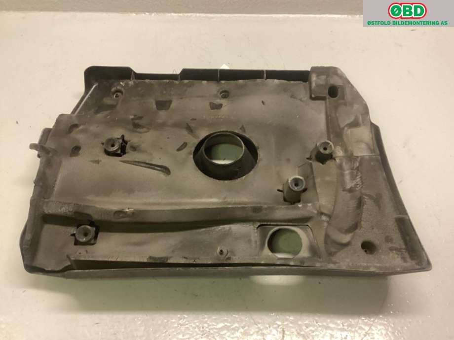 Motordeksel over motor til Toyota RAV4 2006-2009 (Type III, Fase 1) (TOYOTA|1261126030|)