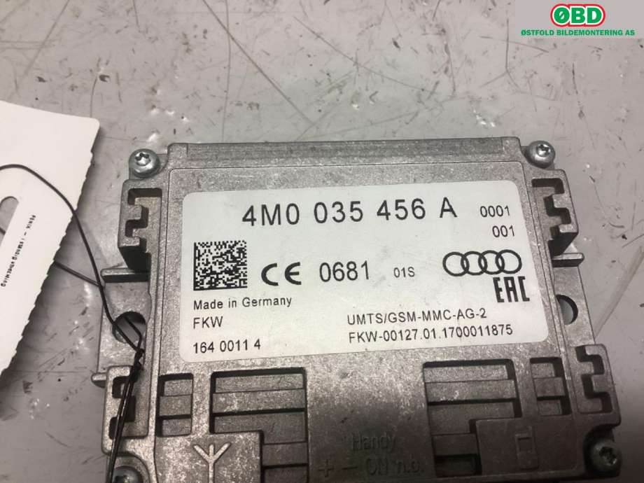 Antenne forsterker til Audi A5 2016-->> (Type II)  (AUDI|4M0 035 456 B||4M0 035 456 A)