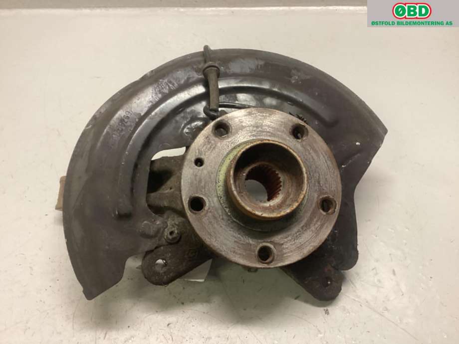 Hjulspindel venstre foran til Renault Kangoo 2008-2021 (Type II)  (RENAULT|8200755585|)