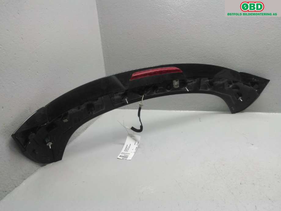 Spoiler bakluke til Mazda CX-3 2015-2022  (MAZDA|D10E-51-960G|)