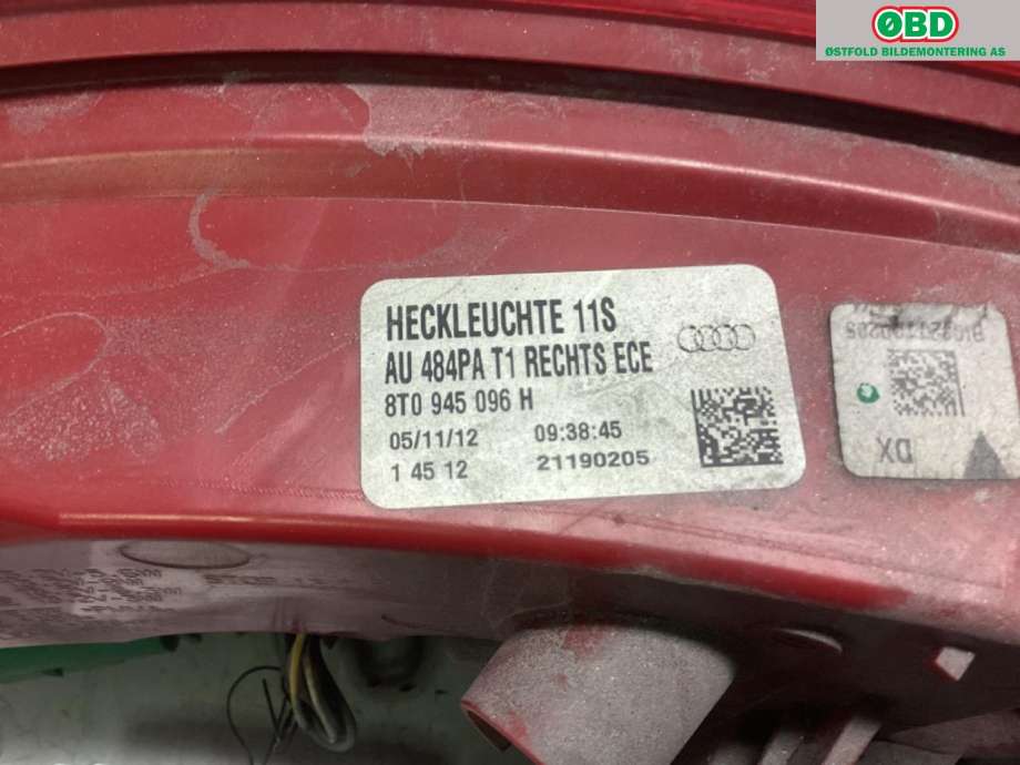 Baklykt høyre til Audi A5 2007-2016 (Type I)  (AUDI|8T0 945 096 H|)