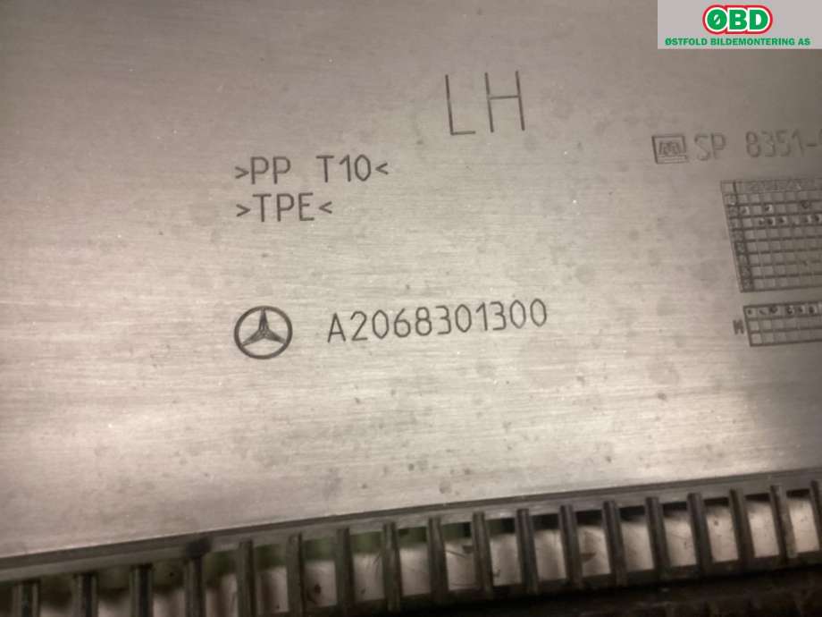 Diverse deler til Mercedes C-Klasse 2021-->> (W206) (W206) (MERCEDES|A 206 830 13 00|)