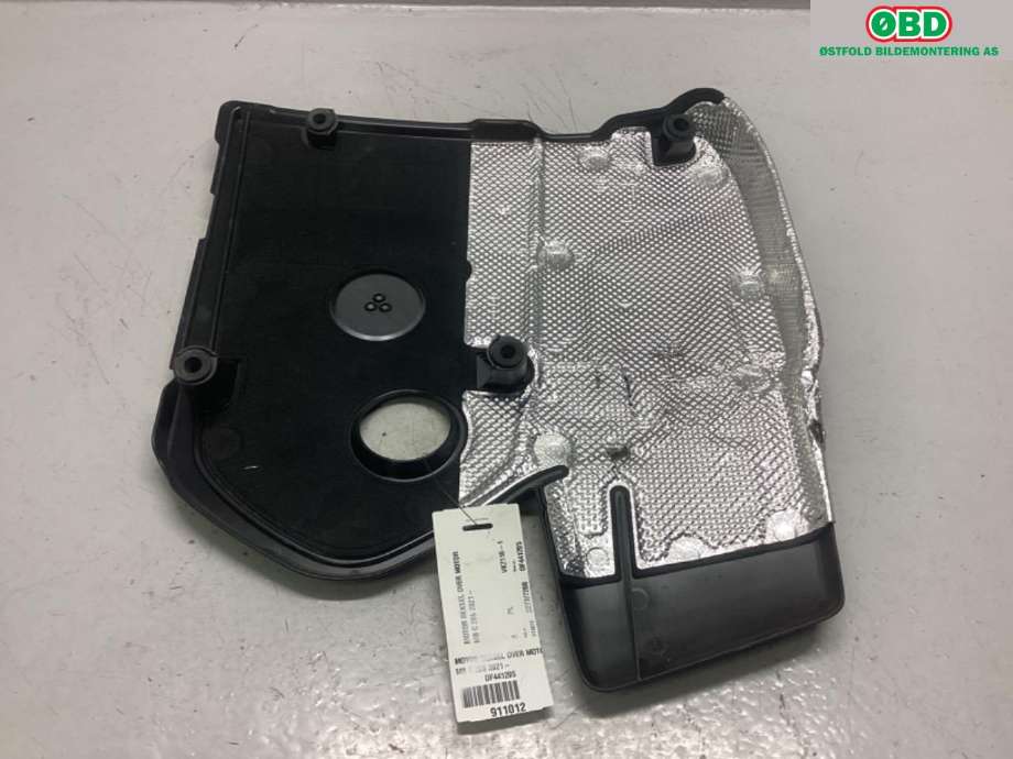 Motordeksel over motor til Mercedes C-Klasse 2021-->> (W206) (W206) (MERCEDES|A 254 010 08 07|)