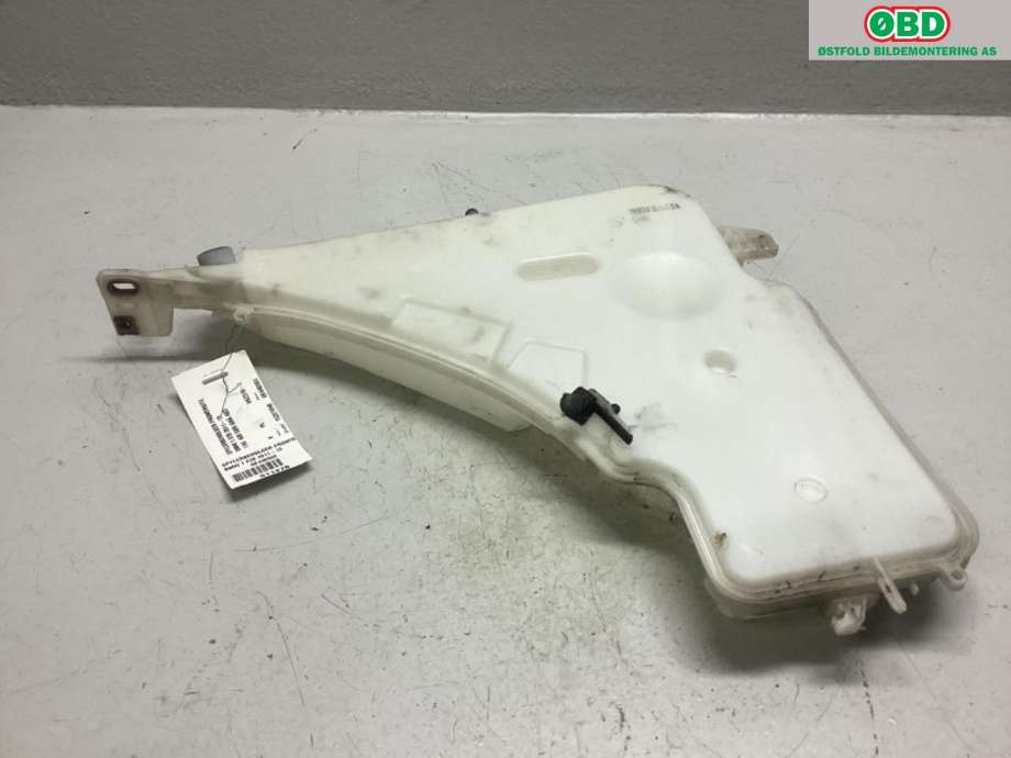 Spylertank til BMW 1-Serie 2011-2015 (Fase 1) (F20/F21) (F20/F21) (BMW|61 66 7 241 674|)