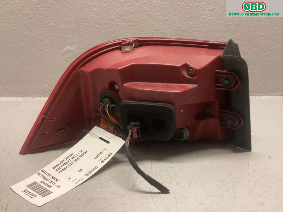 Baklykt høyre til VW Passat 2011-2015 (B7) (B7) (VOLKSWAGEN|3AF 945 208 B|)
