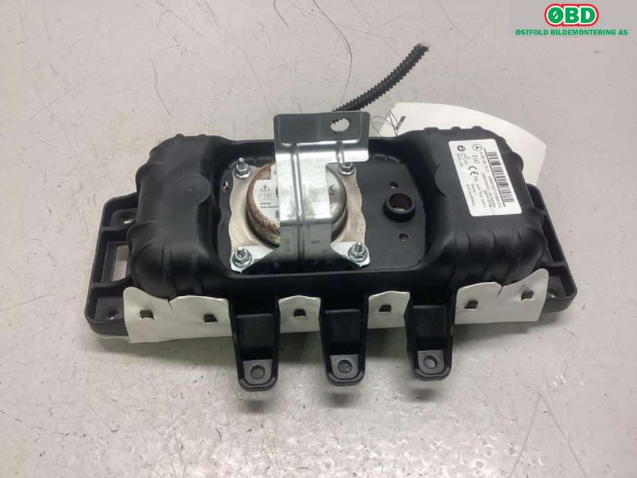 Airbag passasjer til Mercedes C-Klasse 2021-->> (W206) (W206) (MERCEDES|A 206 860 74 01|)