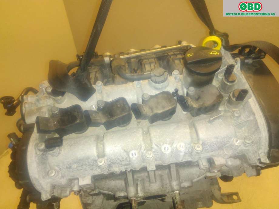 Motor bensin til VW Passat 2015-2019 (Fase 1) (B8) (B8) (VOLKSWAGEN|04E 100 099 E|04E 100 037 T)