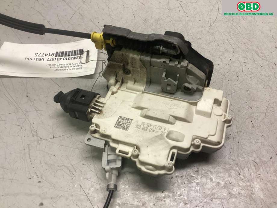 Låsekasse høyre til Audi A6, Allroad 2012-2014 (Type III, Fase 1) (C7) (C7) (AUDI|4G0 839 016|)