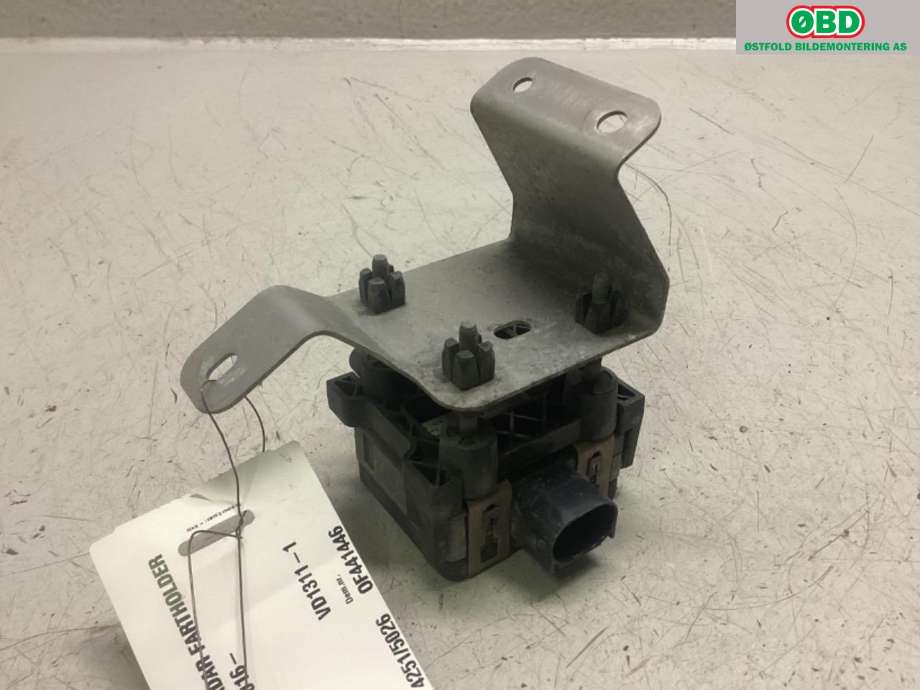 Sensor radar til Tesla Model X 2016-->>  (TESLA|1057551-00-B|)