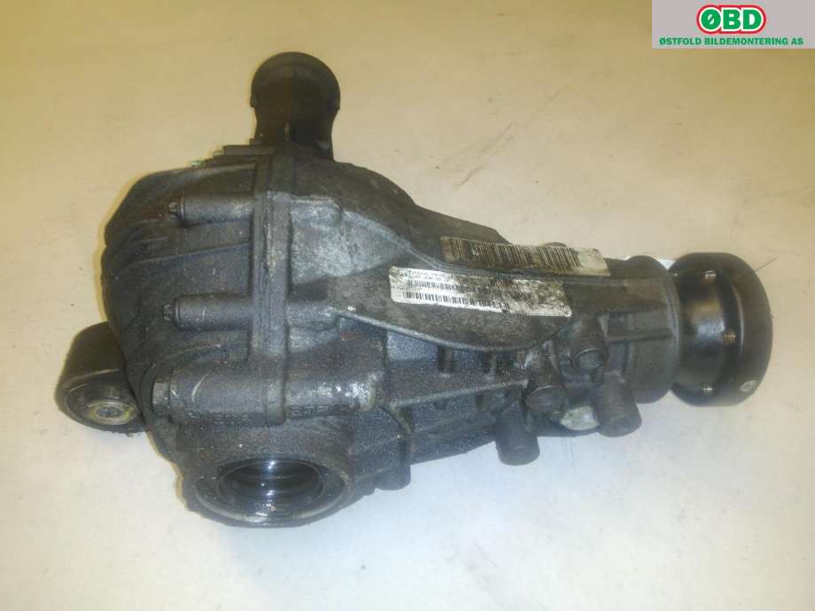 Kardang til Mercedes ML 2011-2015 (Fase 1) (W166) (W166) (MERCEDES|A 166 330 02 00|)