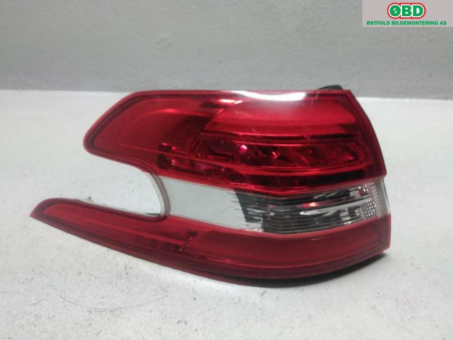 Baklykt venstre til Peugeot 308 2013-2021 (Type II) (PEUGEOT|96 780 939 80|)