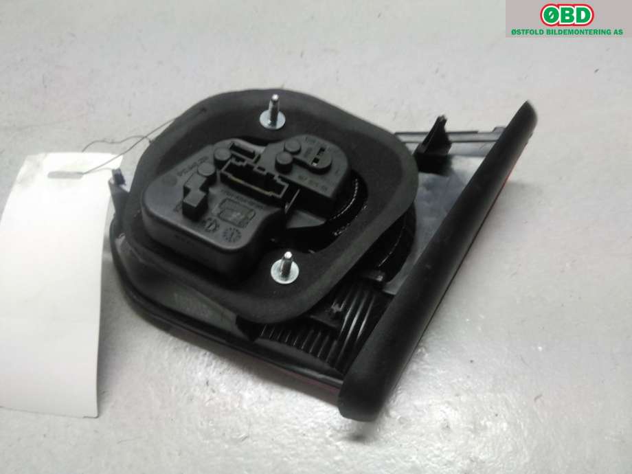 Baklykt venstre indre til VW Golf VI 2008-2012  (VOLKSWAGEN|5K0 945 093 AA|)