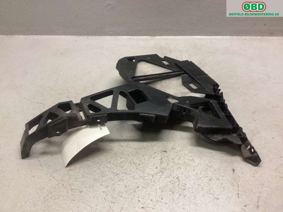 Diverse deler til Mercedes ML 2011-2015 (Fase 1) (W166) (W166) (MERCEDES|A 166 880 12 12|)