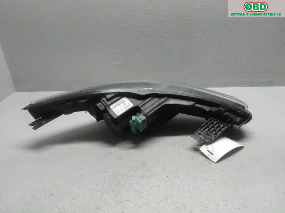 Frontlykt venstre halogen til Renault Zoe 2013-2019 (Fase 1) (RENAULT|260609522R|)