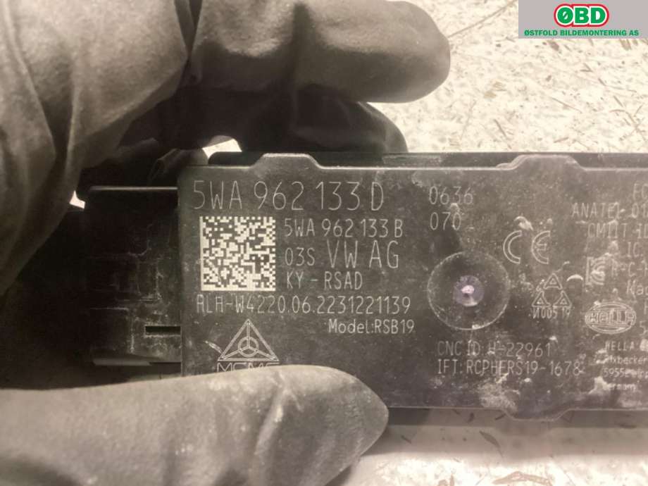 Sensor radar til VW ID.5 2022-->>  (VOLKSWAGEN ID.5 4WD|5WA 962 133 D|)