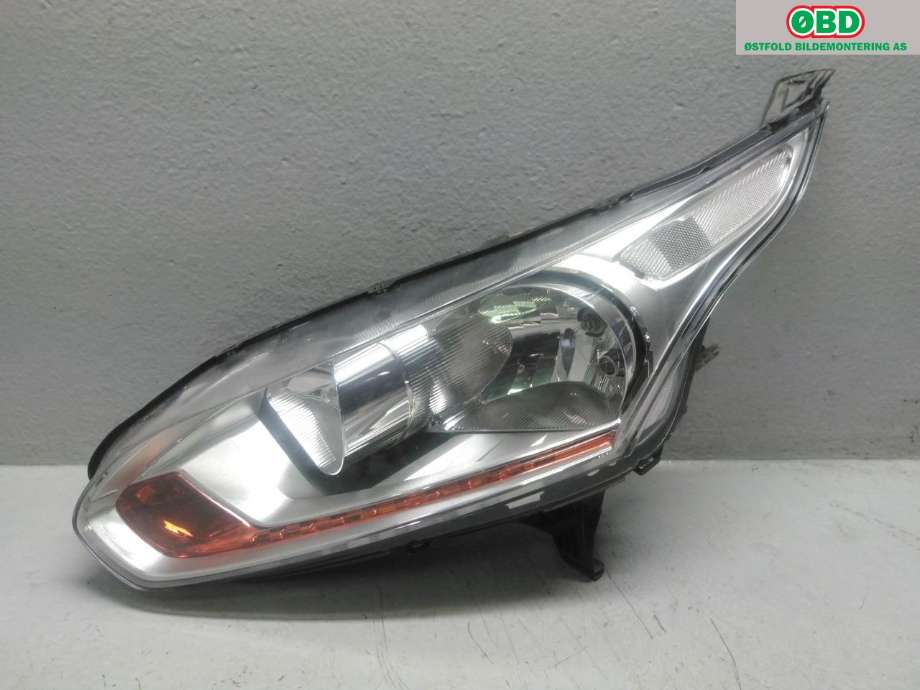 Frontlykt venstre halogen til Ford Transit Connect 2013-2018 Type II, Fase 1 (FORD|1827690|)