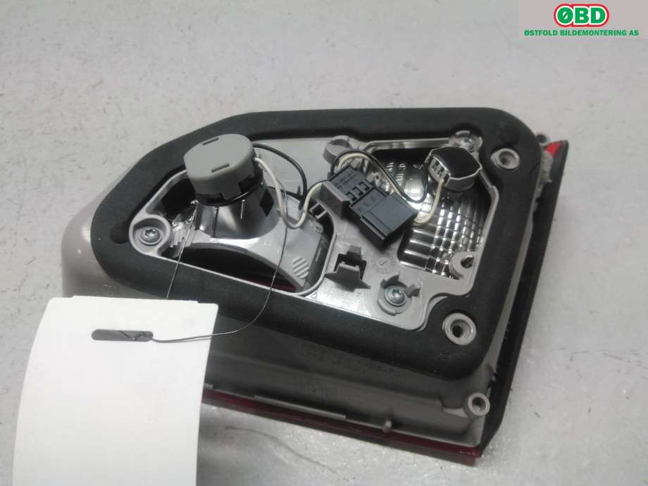 Baklykt venstre indre til Opel Astra J 2010-2015 (OPEL|13282246|)