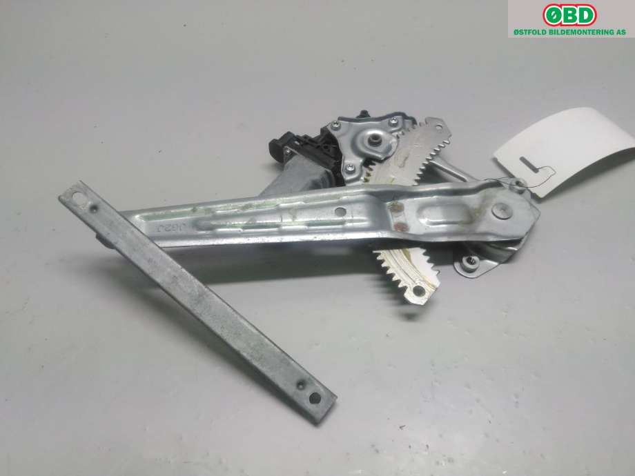 Ruteheis venstre til Mitsubishi Eclipse Cross 2018-->>  (MITSUBISHI Eclipse S-CROSS|5713A386|5743A337|)