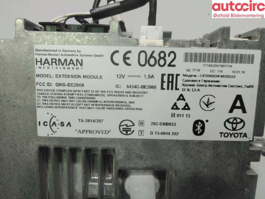 Bilstereo navigasjon til Toyota Auris 2015-2019 (Type II, Fase 2)  (TOYOTA|8614002400|)