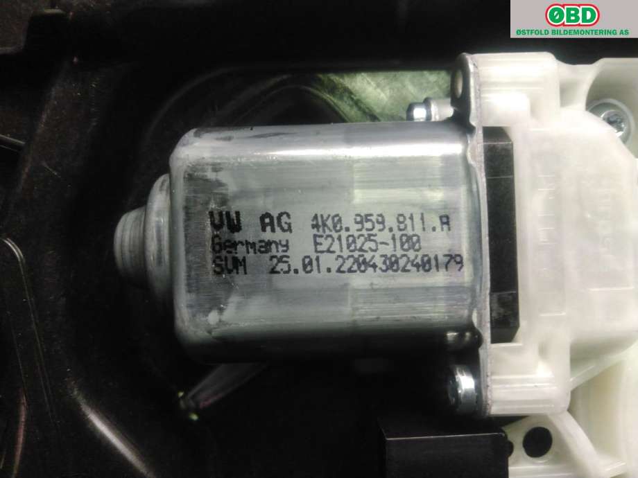 Ruteheis venstre foran til VW ID.4 2020-->> (VOLKSWAGEN|4K0 959 811 A|11A 837 461 D|)