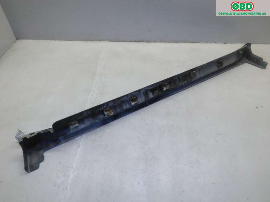 Kanalskjørt høyre til Mercedes ML 2005-2011 (W164) (W164) (MERCEDES|A 164 690 10 75|A 164 690 14 75|)