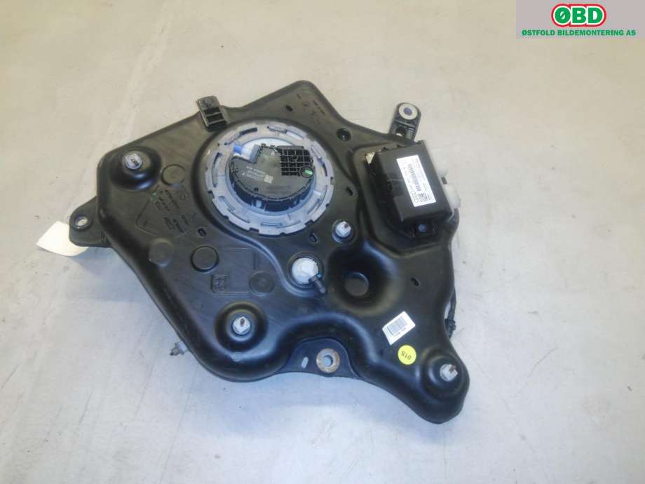 AdBlue tank til Audi A6 2014-2018 (Type IV, Fase 2) (C7) (C7) (AUDI|4G0 131 879 F|4G0 131 969 J|)