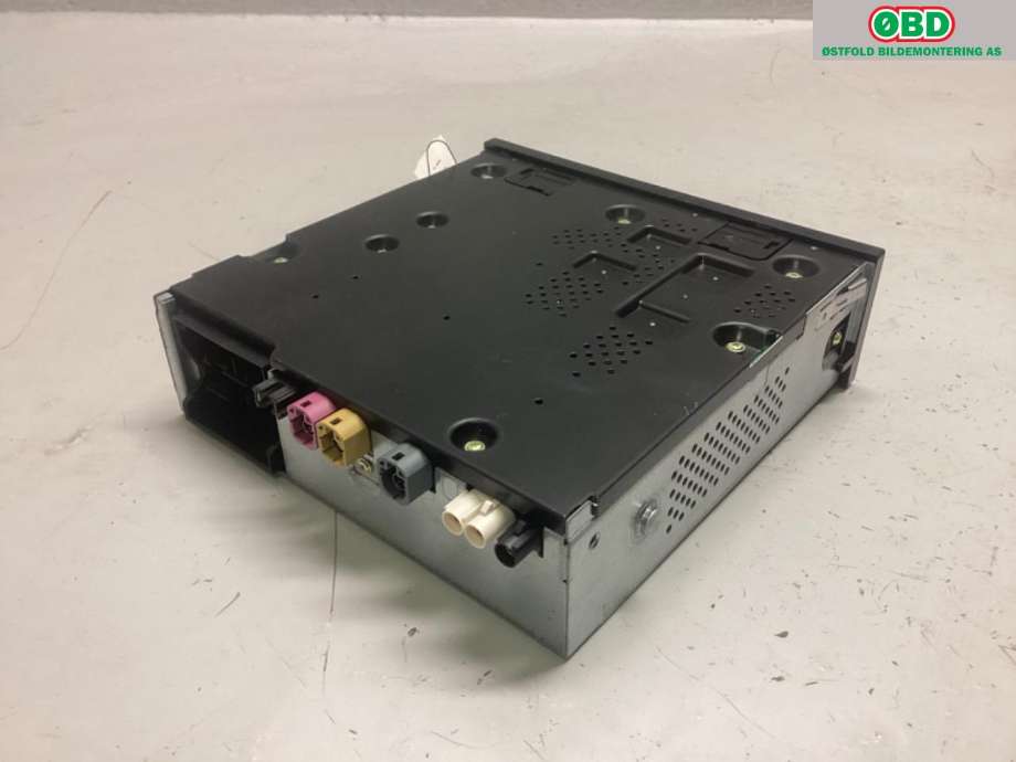 Bilstereo navigasjon til VW ID.3 2020-->>  (VOLKSWAGEN|10A 035 820 F|)
