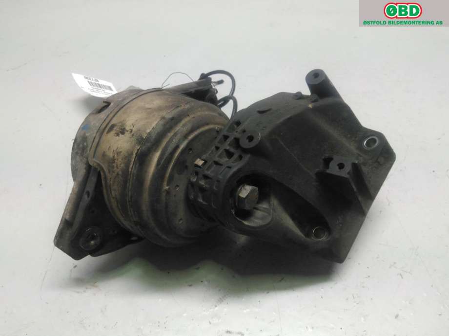 Motorfeste til Mercedes GL 2012-2016 (Fase 1) (X166) (X166) (MERCEDES||A 166 240 54 17)