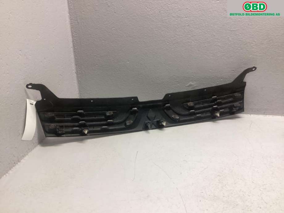Grill til Mitsubishi Outlander 2012-2015 (Type III, Fase 1)  (MITSUBISHI|7450A743|)