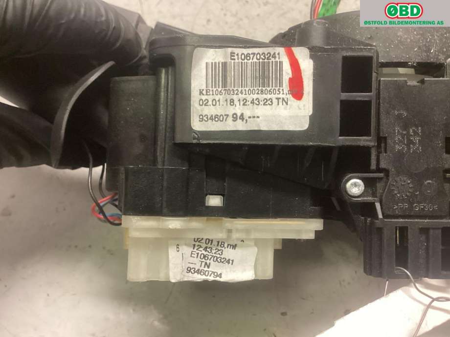 Bryter combi til Opel Vivaro B 2014-2019  (OPEL|95517225|95517229|)