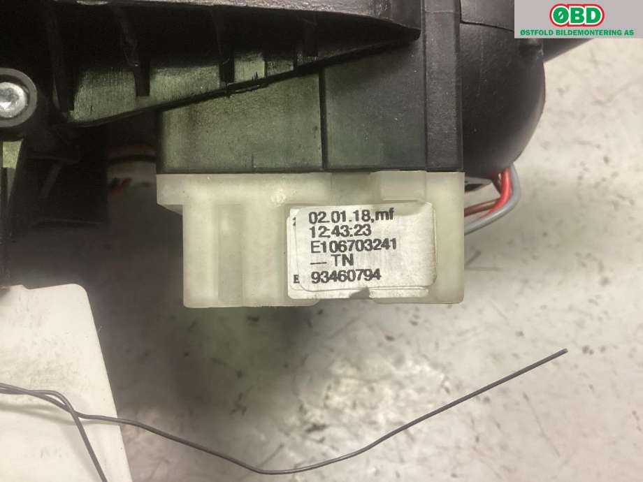 Bryter combi til Opel Vivaro B 2014-2019  (OPEL|95517225|95517229|)