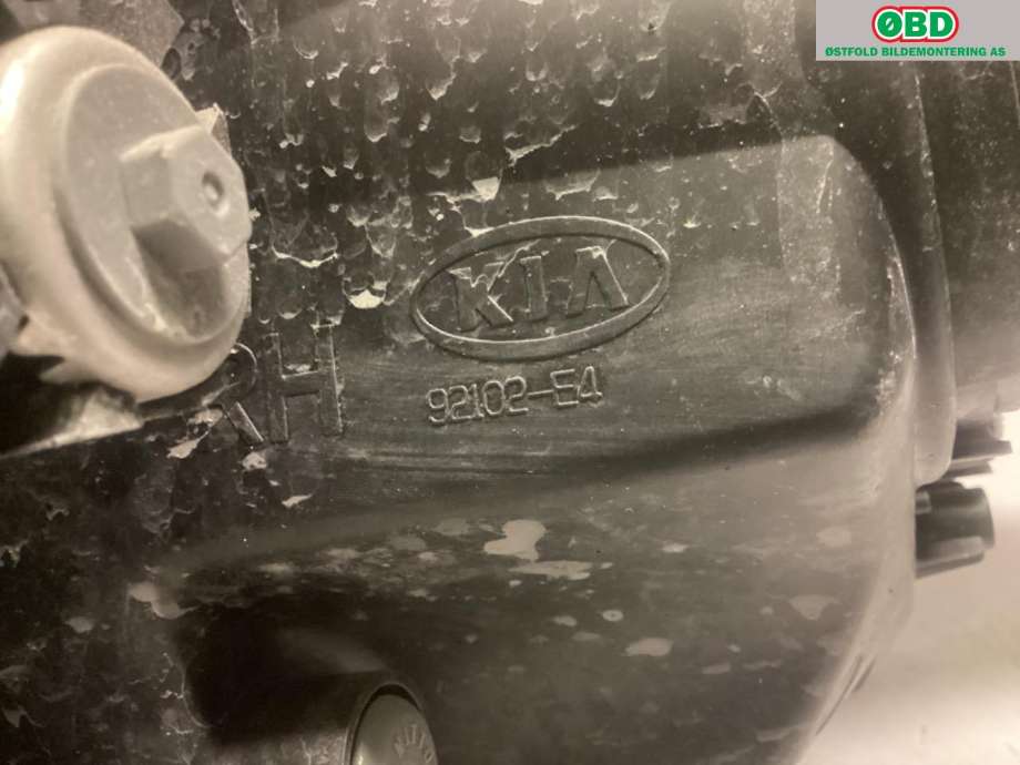 Frontlykt høyre halogen til Kia Soul 2014-2019 (Type II)  (KIA|92102E40101D|)