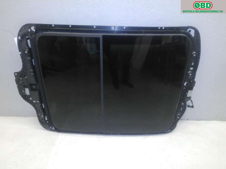Takluke til Audi Q3 2015-2018 (Type I, Fase 2)  (AUDI|8U0 877 071|8U0 877 049|)