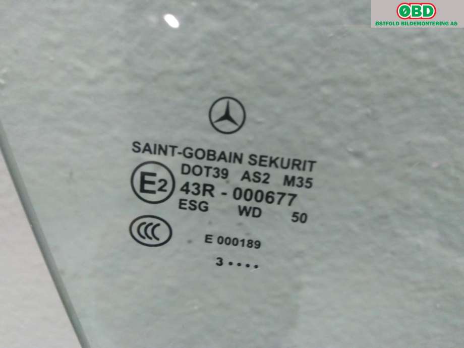 Siderute høyre foran til Mercedes CLS 2011-2017 (C218) (C218) (MERCEDES|A 218 725 02 10|)