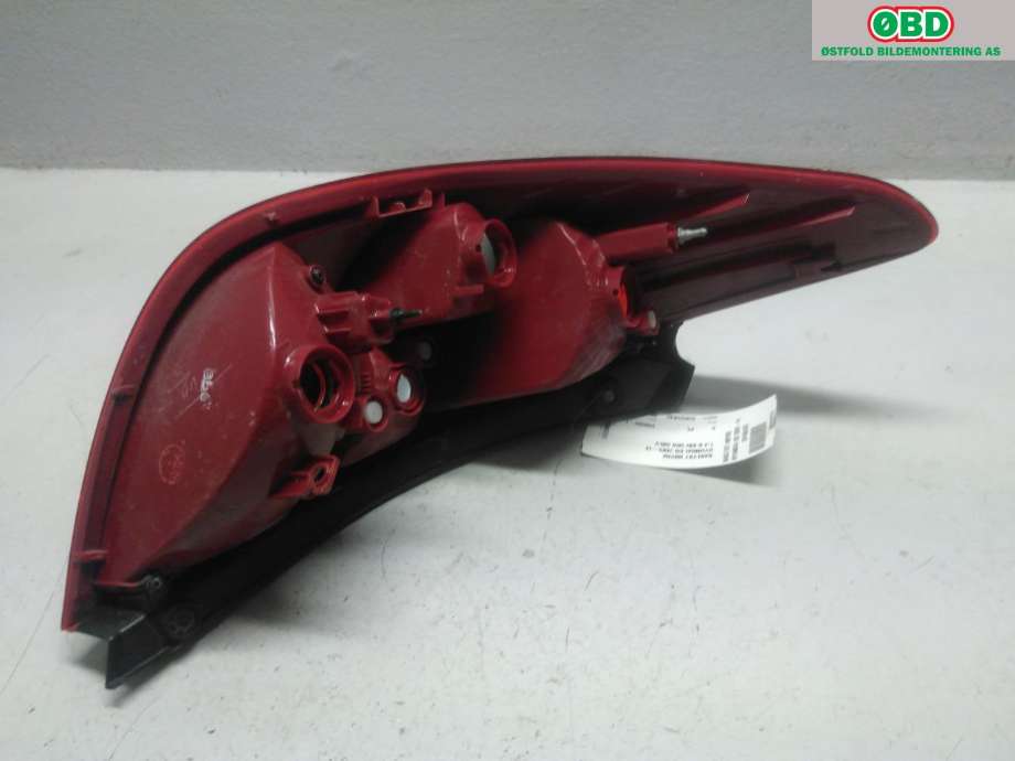 Baklykt høyre til Hyundai i20 2009-2014 (Type I)  (HYUNDAI|924021J000|)