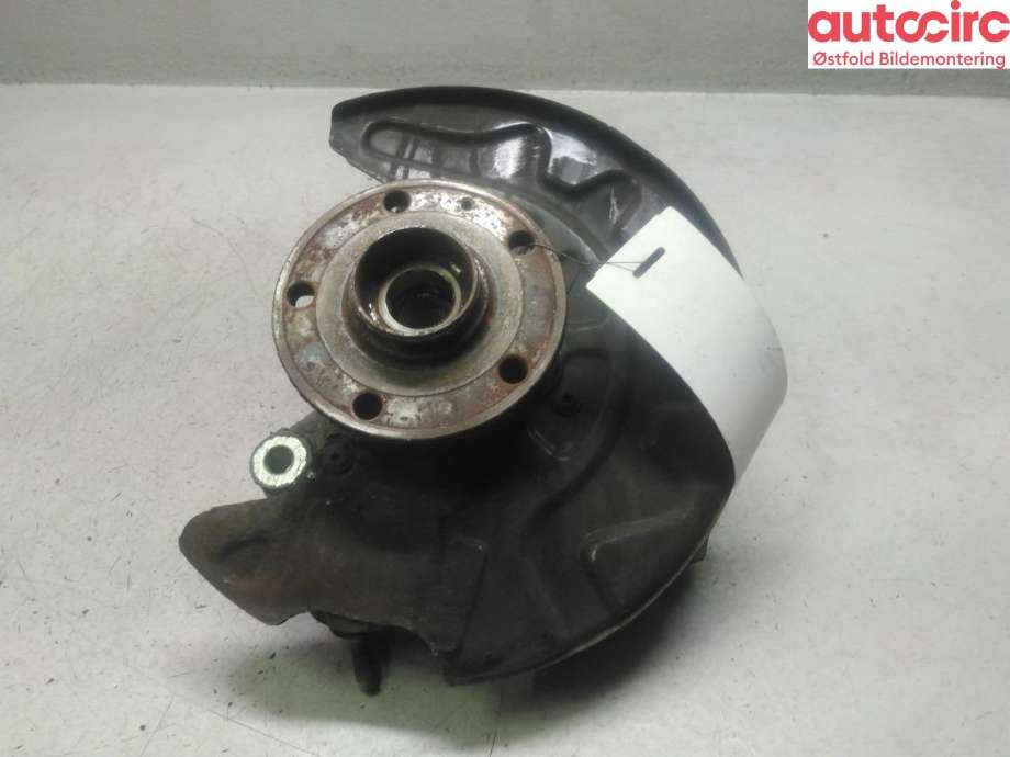 Hjulspindel venstre foran til VW Golf VII 2012-2017 (Fase 1) (VOLKSWAGEN ALLTRACK|5Q0 407 253 C|)