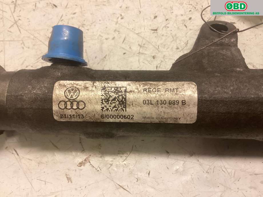 Dyseskinne (fuelrail) til VW Caddy 2010-2015 (Type III, Fase 2)  (VOLKSWAGEN|03L 130 089 B|)