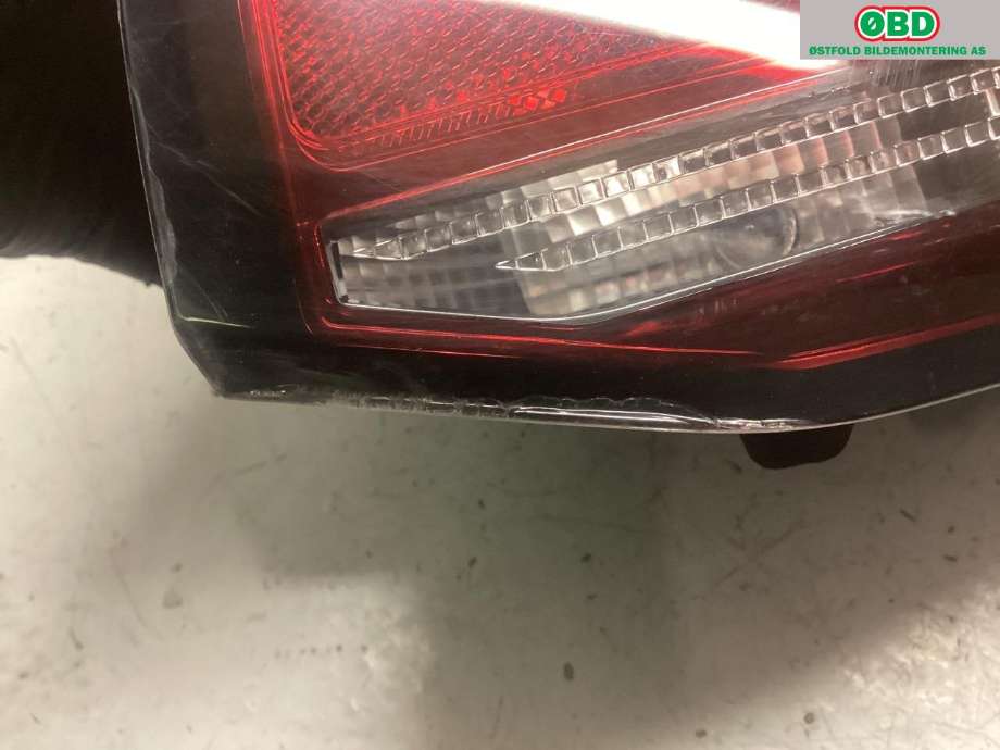Baklykt høyre til Citroën C4, Spacetourer 2019-->> (CITROEN|98 311 000 80|)