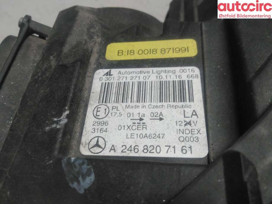 Frontlykt venstre halogen til Mercedes B-Klasse 2011-2018 (W246) (W246) (MERCEDES|A 246 820 01 39|)