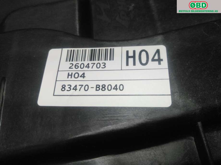 Ruteheis venstre bak til Hyundai Santa Fe 2012-2020 (Type III)  (HYUNDAI|824712W010|824502W020|)