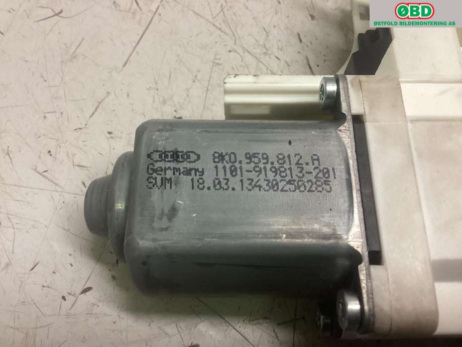 Ruteheis venstre bak til Audi A1 2010-2014 (Type I, Fase 1)  (AUDI|8K0 959 801 C|8X4 839 461|)