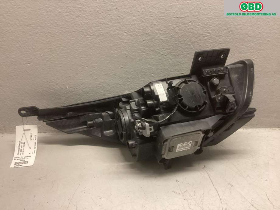 Frontlykt venstre halogen til Kia Niro 2021-->>  (KIA|92101Q4200|)